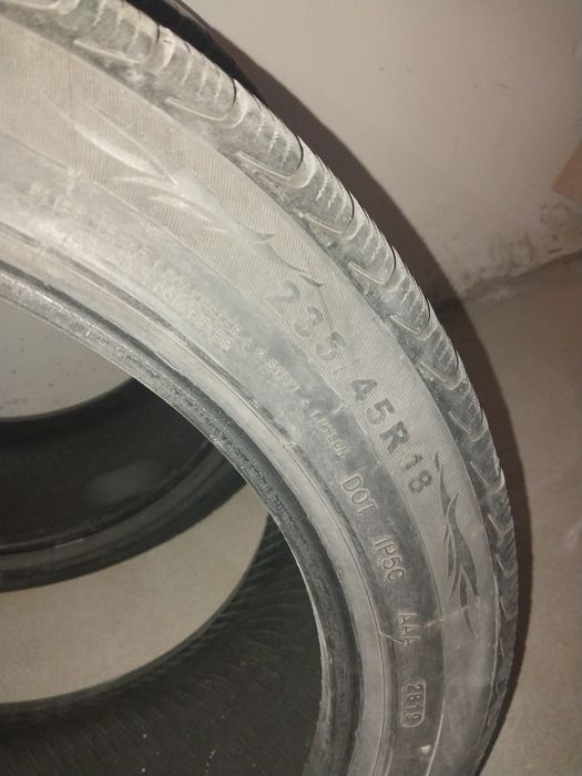 Продам шины зимние