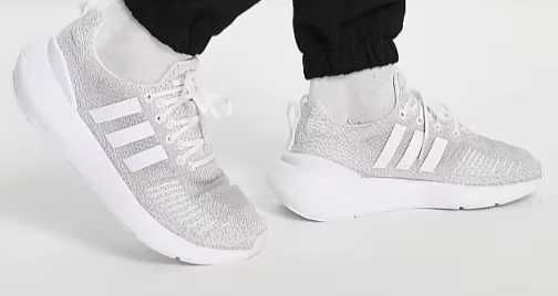 incaltari noi adidas de dama 38 2/3