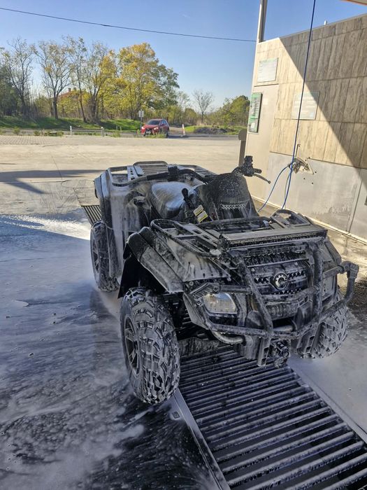 Atv-can am outlander
