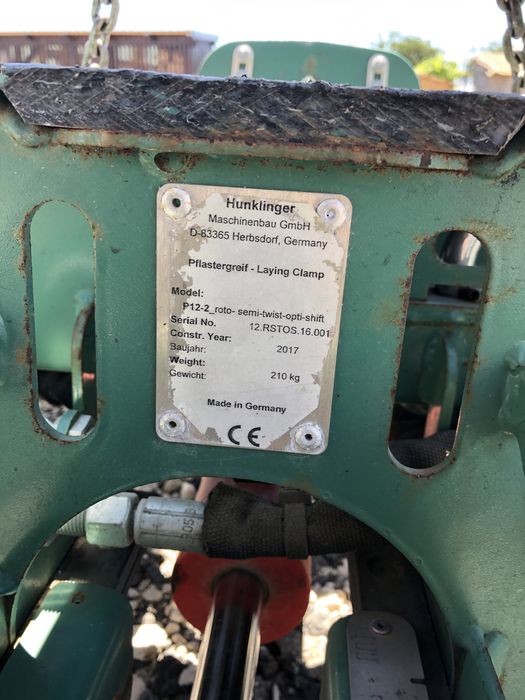 Vand masina de pavaje, 9000€,accept oferte sau schimburi