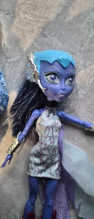 Монстер хай барби куклы продам.