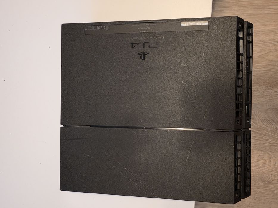 Playstation 4 FAT cu problema