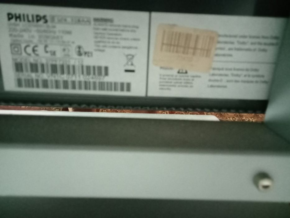 Продаю телевизор ,Филипс