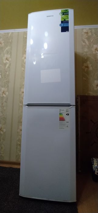 Продается холодильник
