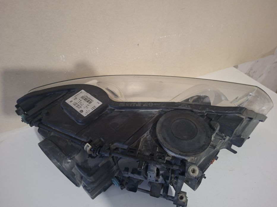 Ляв фар Hella 7L6941039C