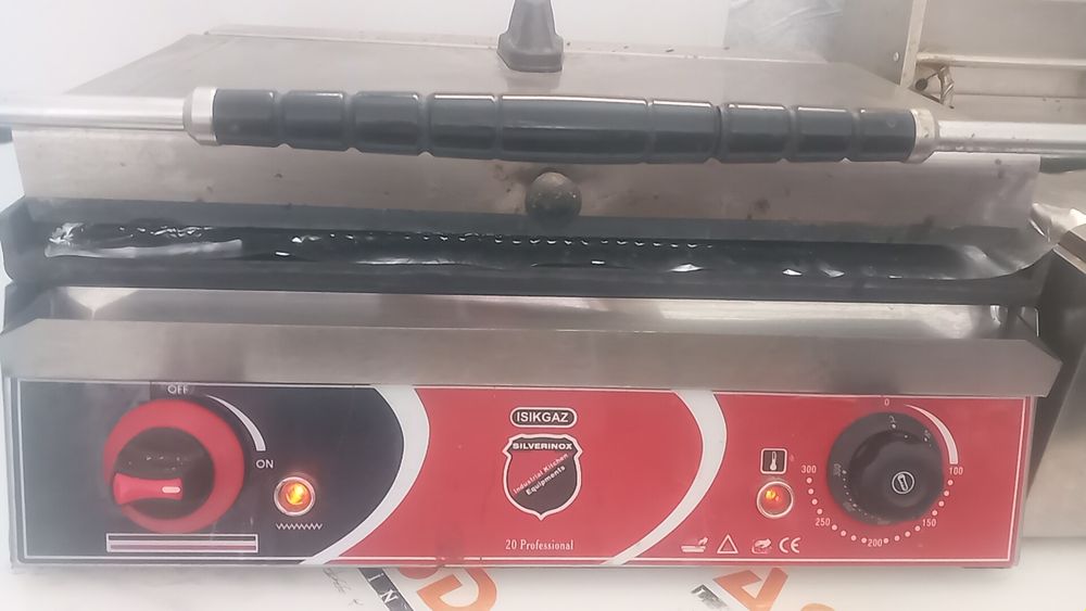 Лаваш Аппарат сотилади рабочий