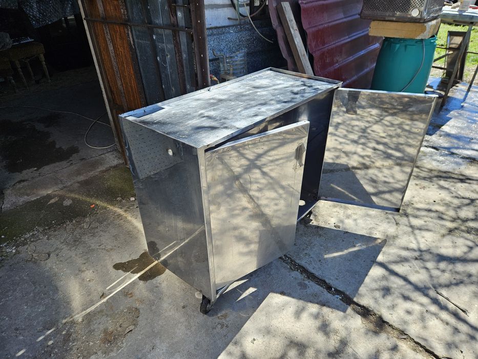 Количка за Грил за Пилета, Количка за Царевица на Пара, Хот Дог, Пуканки и други неща