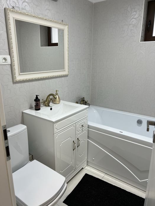 Proprietar, inchiriez apartament 3 camere - Gorjului