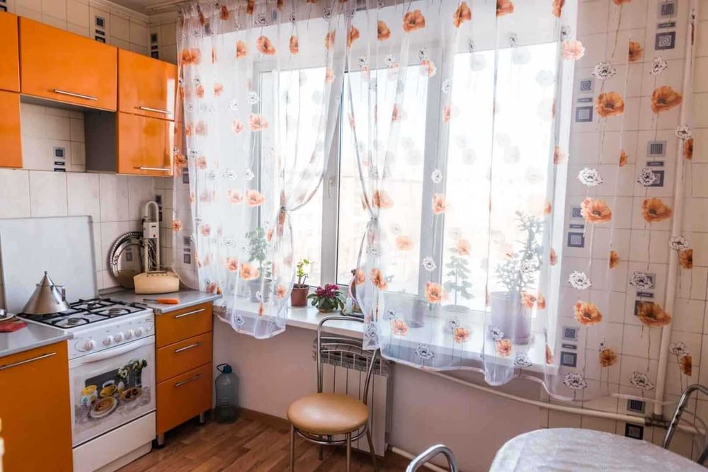 продам 2-х ком. квартиру в центре города