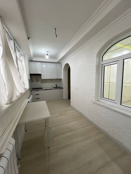 3/2/4 сотилади 71 м²