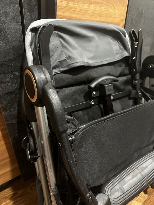 Продавам количка CHIPOLINO PIXIE