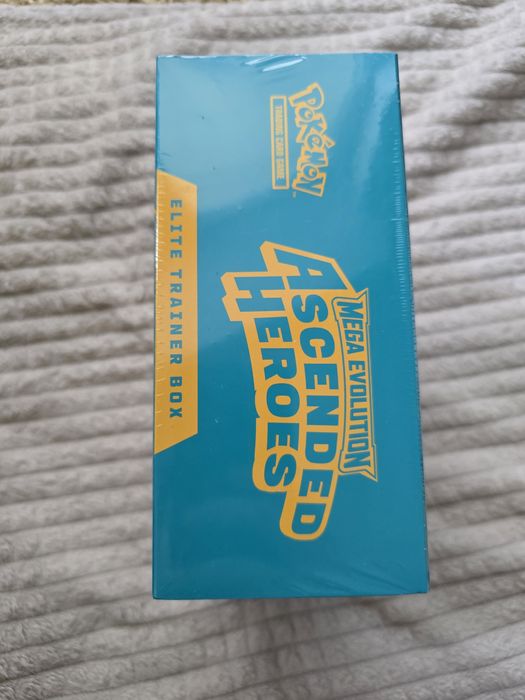 Pokemon Ascended Heroes Elite Trainer Box