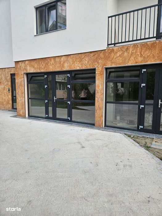 Spatiu Comercial||Zona Leroy Merlin, Pitesti