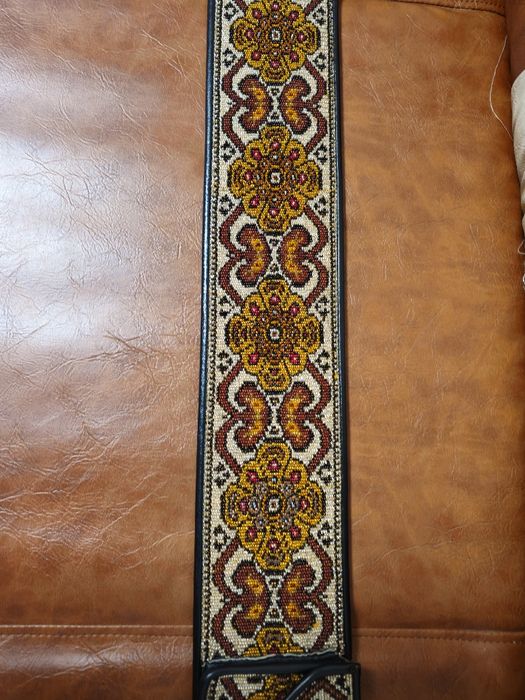 Vand curea cu margele