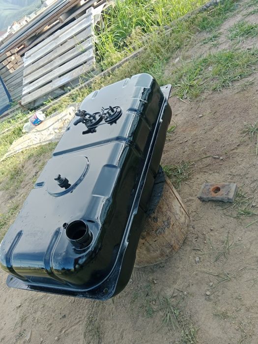 Бензобак топливный бак для газель