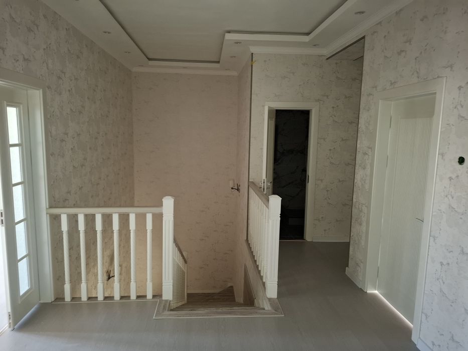 Продам 2-х этажный дом. Новый