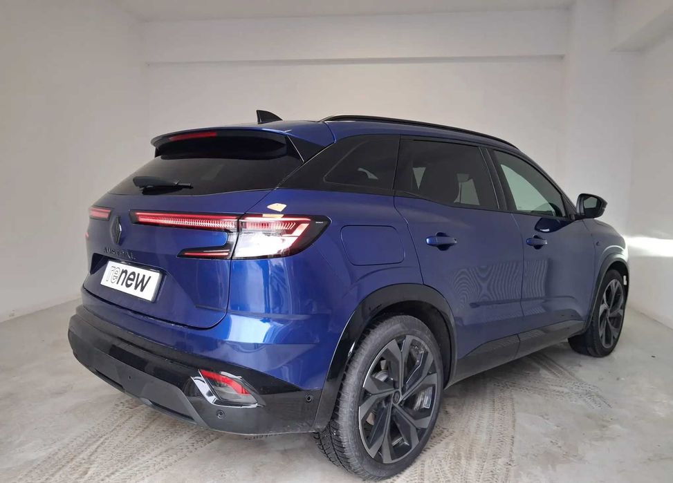 Dezmembrez Renault Austral 2023 1.2 TCE Automat Alpin