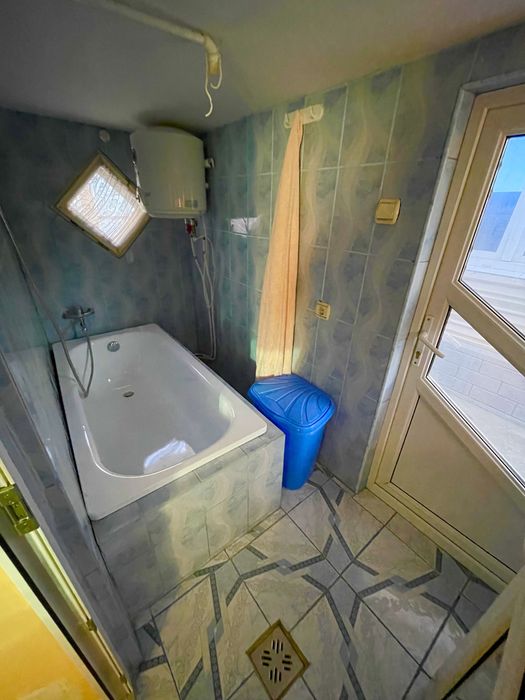 Casa de vanzare in Tecuci, utilata, gaz, lumina, apa, in zona bulevard