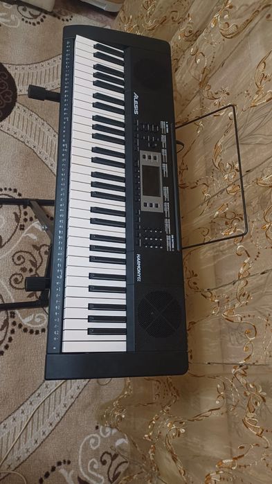 Синтезатор ALESIS