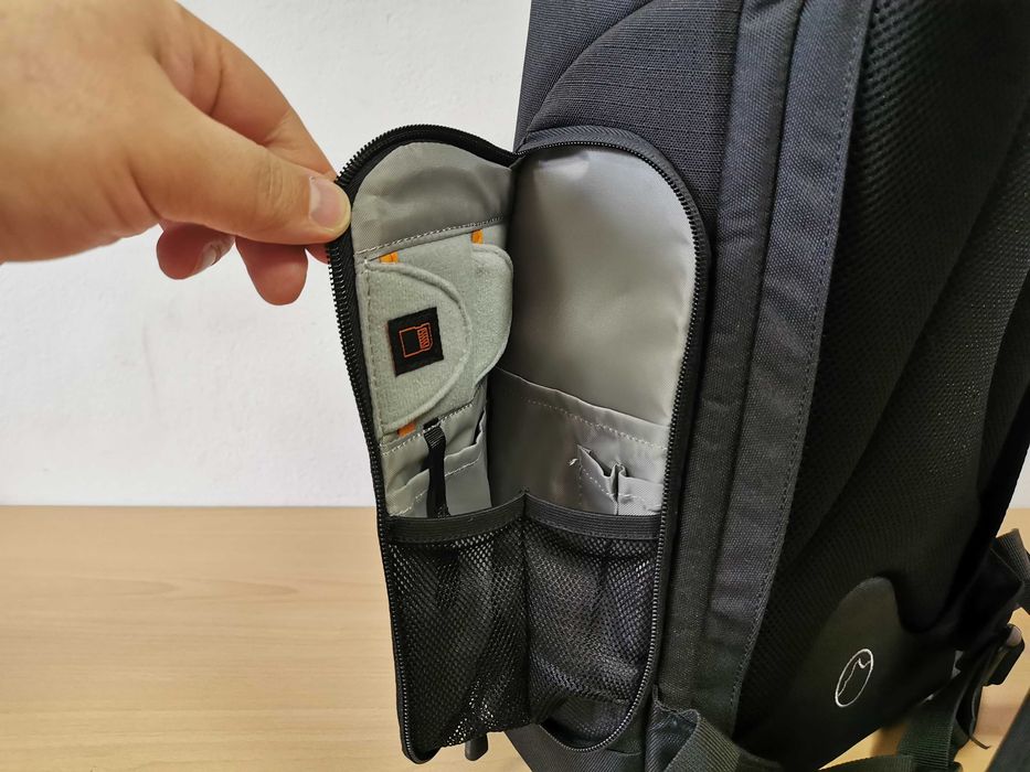 Lowepro Flipside 300 чанта - раница за фотоапарат