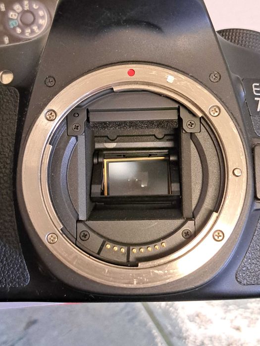 Vand  camera canon 70d