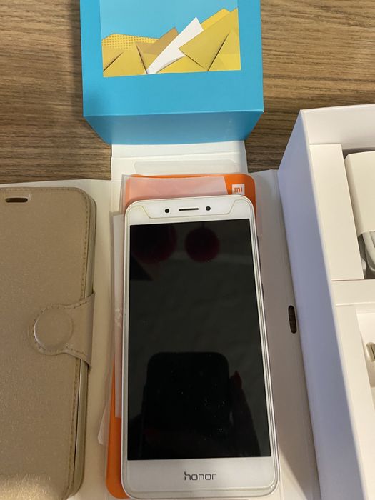 Продам телефон