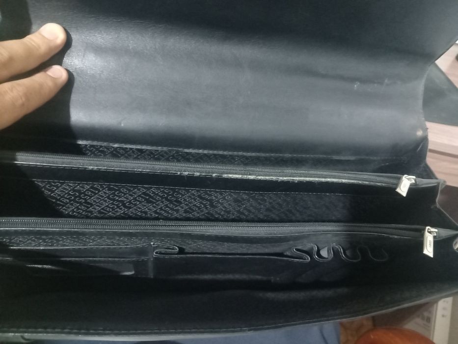 Срочно продаю Портфель Petek