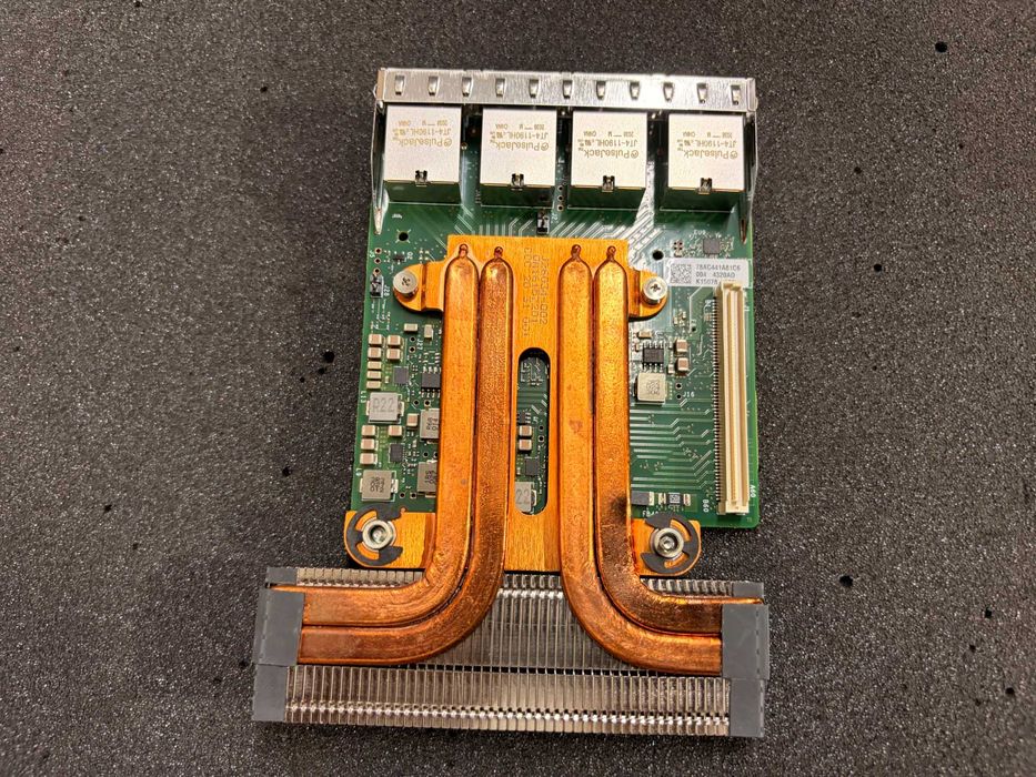 Dell Intel X550-T4 Quad Port 10GbE RJ-45 мрежова карта за PowerEdge сървъри