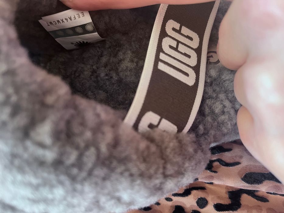 UGG W FLUFFY YEAH SLIDE сандали