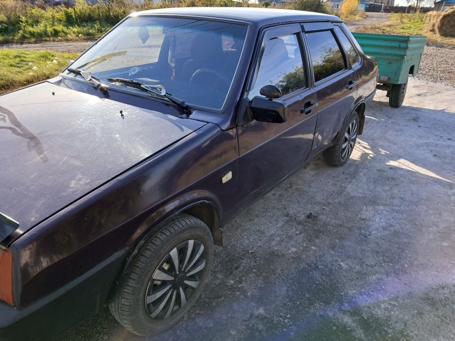 Продам машину Ваз 21099