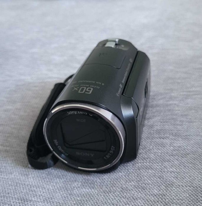 Cameră video Sony Handycam Projector PJ620