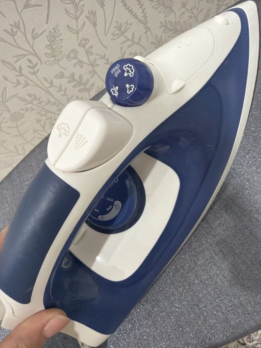 Продам утюг тефаль