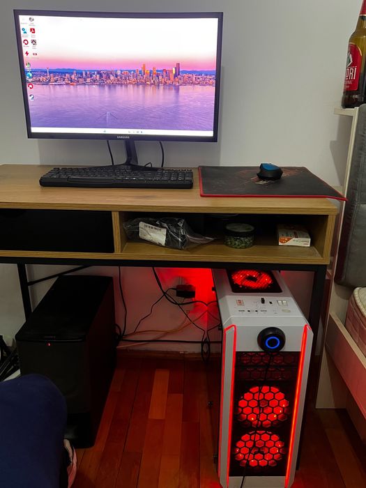 Vând pc gaming set complet