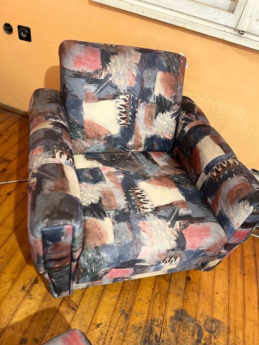 Холова гарнитура, диван, табуретки х2, фотьойл х2