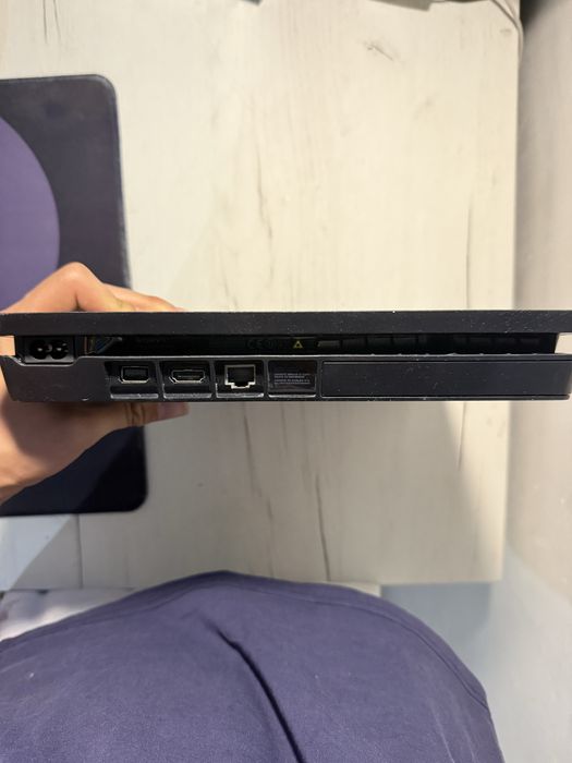 PlayStation 4 slim