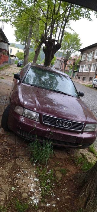 Продавам Ауди А4 B5 1.9 дизел на части.