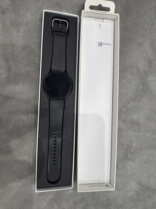 Продам часы galaxy watch 4 - 44mm