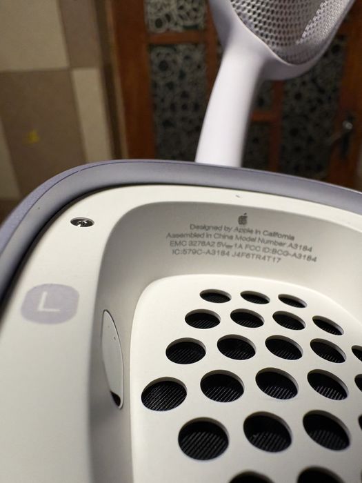 Apple AirPods Max – Culoare Mov (Purple) – Stare Excelentă