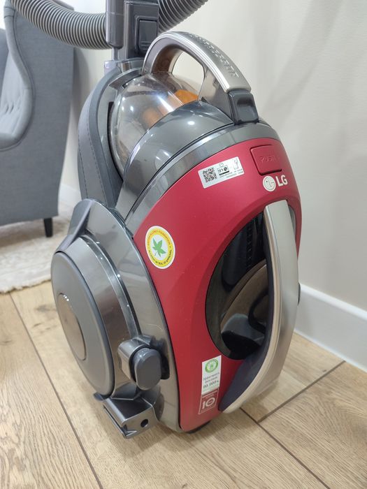 Продам Пылесос в отличном состоянии