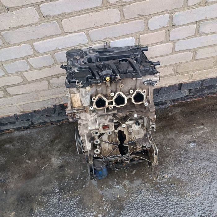 Двигатель Шевроле оникс , блок пробит