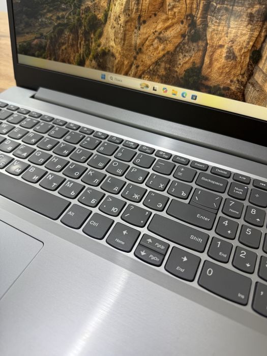 Ноутбук Lenovo intel core i3-11