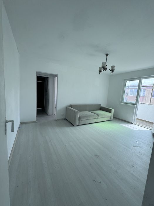 Particular, Ap 2 camere , renovat recent , centrala termica