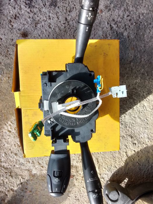 Комбиниран ключ за светлини за Peugeot(КОМ)