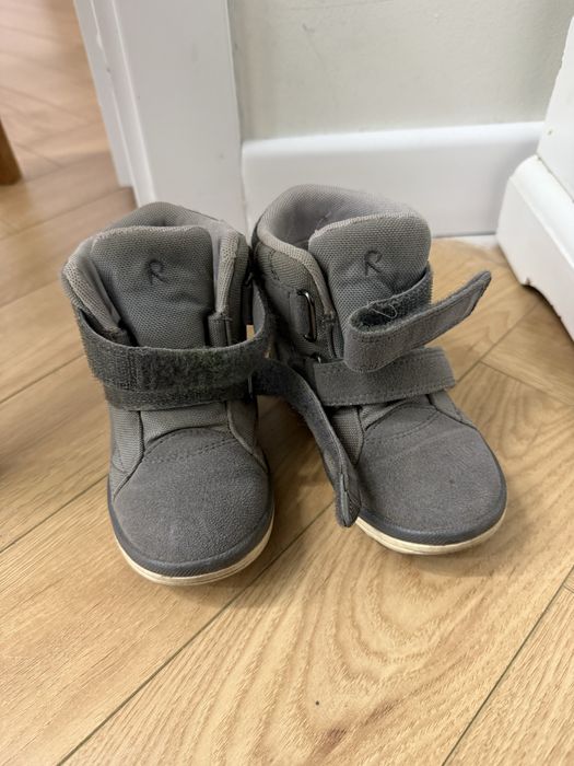 Продаю сапожки 25 р Reima