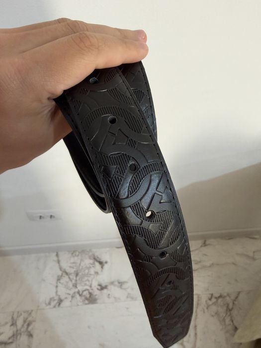 Curea Ferragamo Black cu model