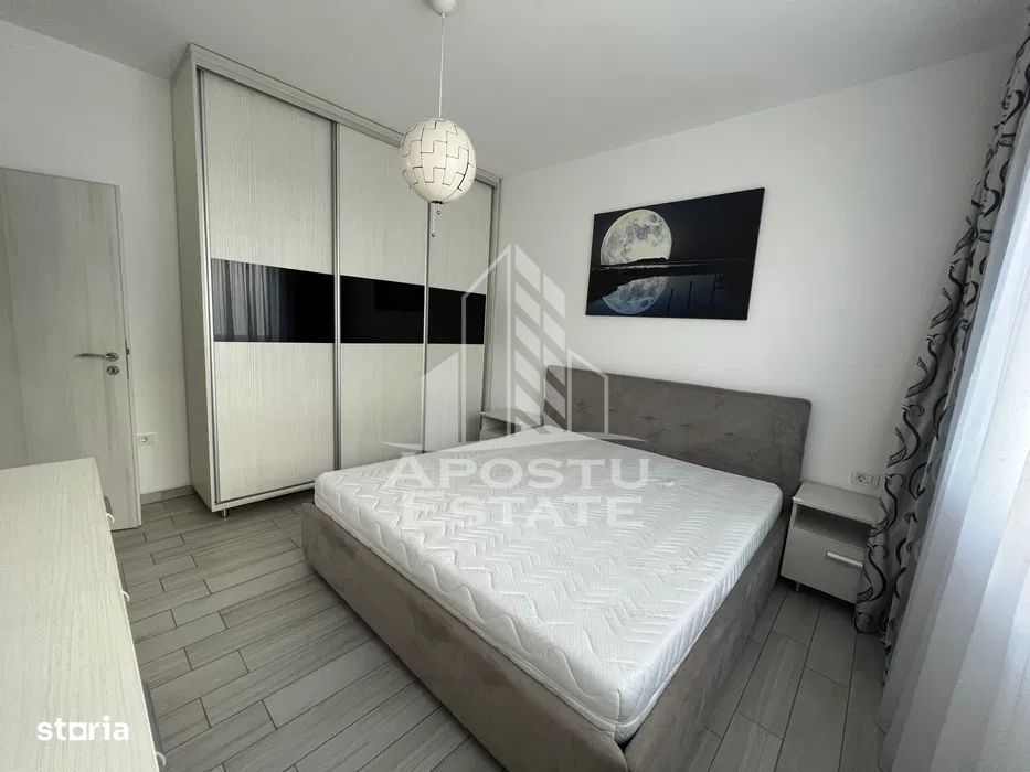Apartament cu 3 camere, de inchiriat, Dumbravita, Loc de parcare
