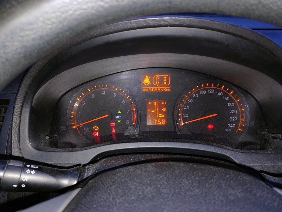 Продавам Toyota Avensis с BRC газова уредба