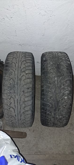 Продам зимние шины на 17