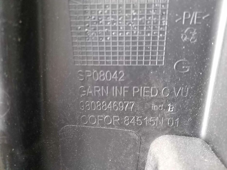 Capac trim interior stanga opel vivaro 9808846977