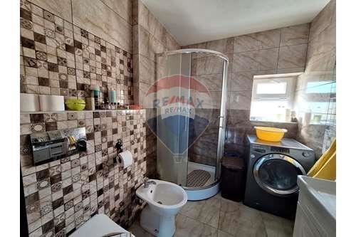 Къща за продажба в село Гурково, обл. Добрич, СА